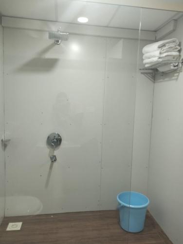 marron sea view resort