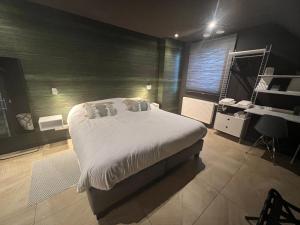 le presbytere de sautour