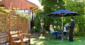 distinction mackenzie country hotel