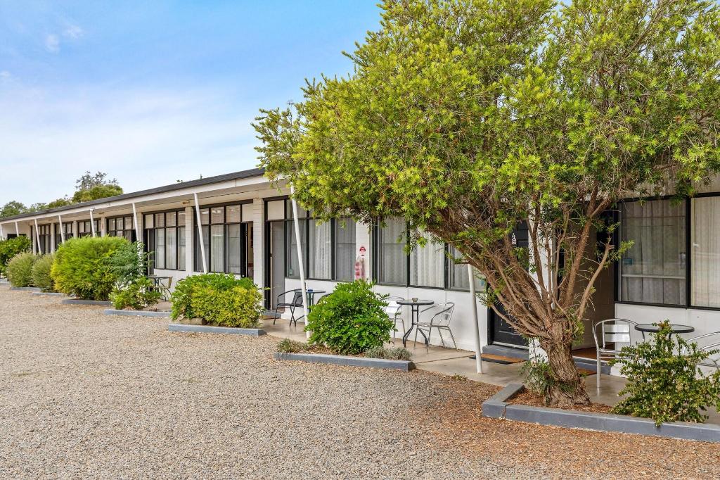 gazebo motor inn