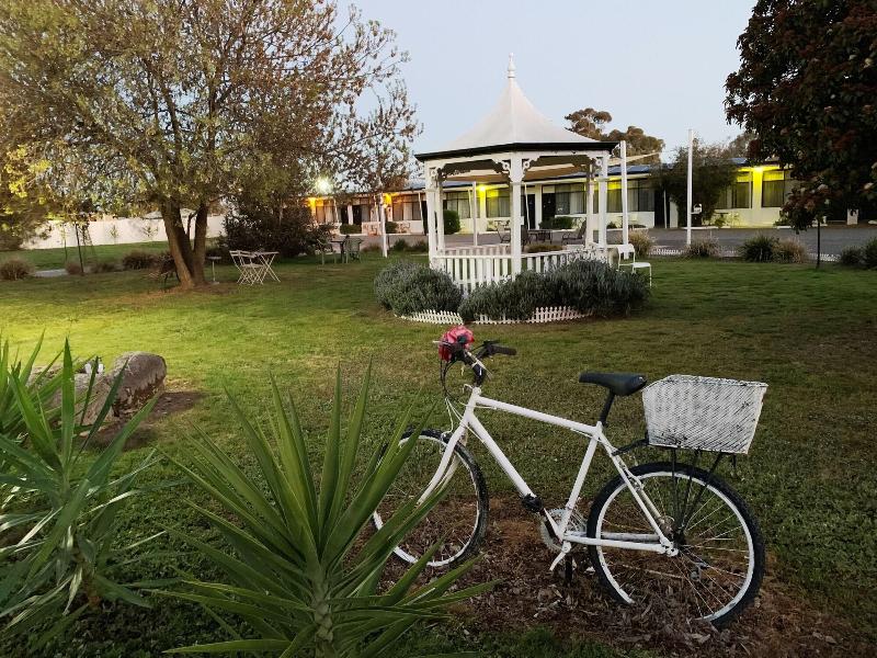 gazebo motor inn