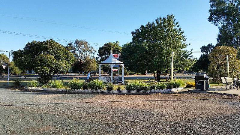 gazebo motor inn