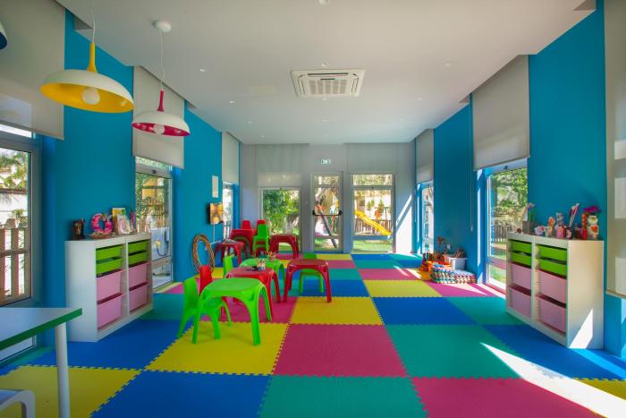 malama beach holiday village