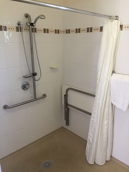 nrma bowen beachfront holiday park