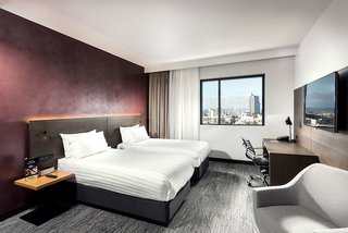 holiday inn west perth by ihg