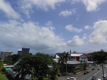 elixir hotel and serviced apartments