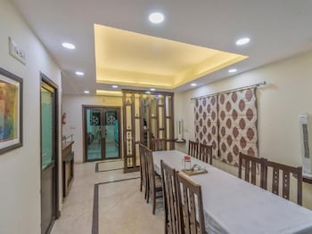 felicity inn domlur