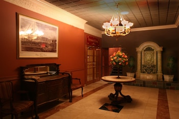 meadowlands plaza hotel