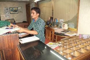 Rajshree Hotel,Anand Nagar>>Ahmedabad,1 star