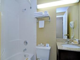 days inn by wyndham calgary south