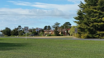 Lake Bolac Motel,Dunkeld>>Ararat,3 star