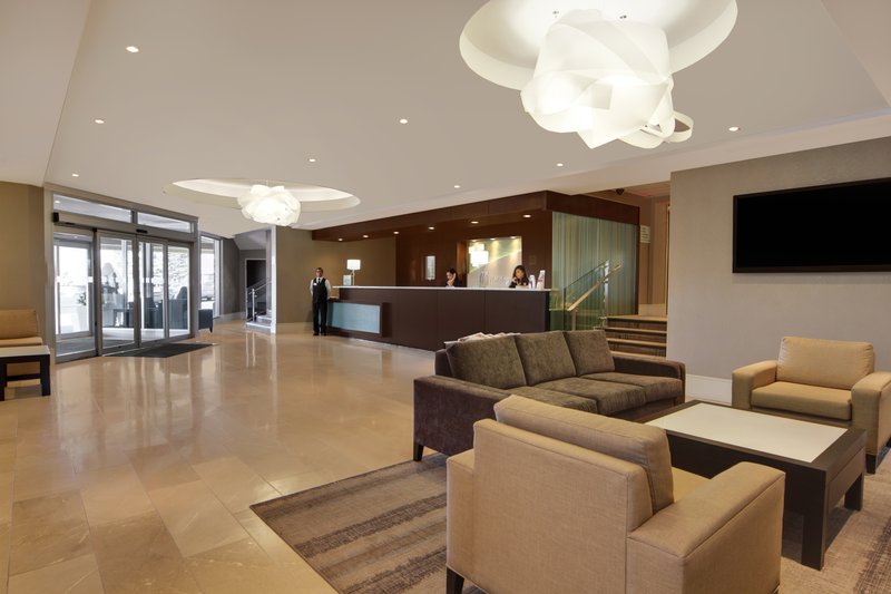 holiday inn calgary airport by ihg