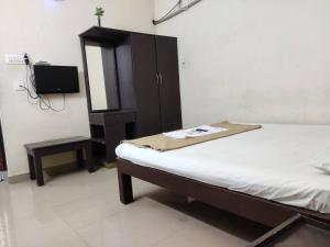 Subasree Cottage,Mayiladuthurai>>Karaikal,3 star