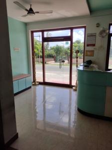 Subasree Cottage,Mayiladuthurai>>Karaikal,3 star