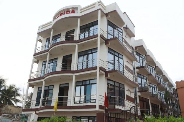 larica holiday inn puri