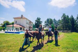 Ongal Guest Houses,Letnitsa>>Krushuna,3 star