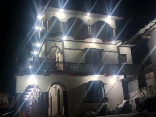 Hotel Nain Karan Tourist Lodge And Restaurant ,India>>Uttarkashi,3 star