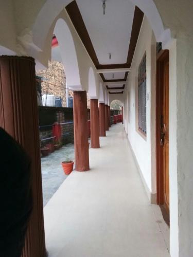 Hotel Nain Karan Tourist Lodge And Restaurant ,India>>Uttarkashi,3 star