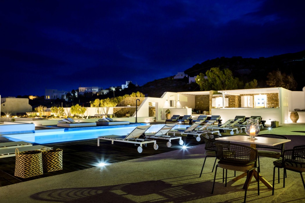 amyth of mykonos super paradise