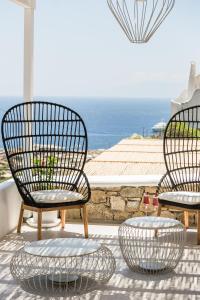 amyth of mykonos super paradise