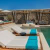 amyth of mykonos super paradise
