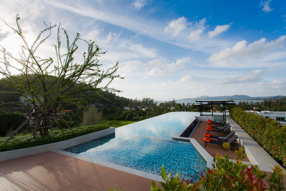 6th avenue surin beach