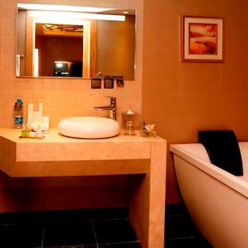 grand plaza hotel gulf riyadh