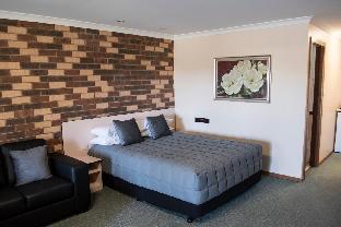Highway Inn Motel,Haymarket>>Hay,4 star
