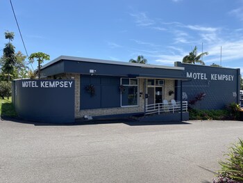 Motel Kempsey-No Pets Allowed,Kempsey>>Byron Bay,4 star