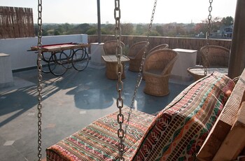 Jugaad Hostels,New Delhi>>Delhi,2 star