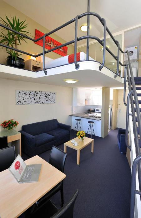 metro apartments on darling harbour sydney