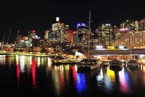 metro apartments on darling harbour sydney