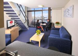 metro apartments on darling harbour sydney