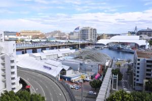 metro apartments on darling harbour sydney