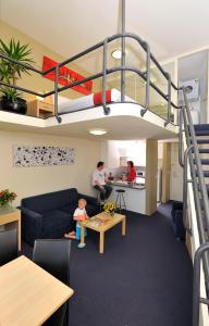 metro apartments on darling harbour sydney