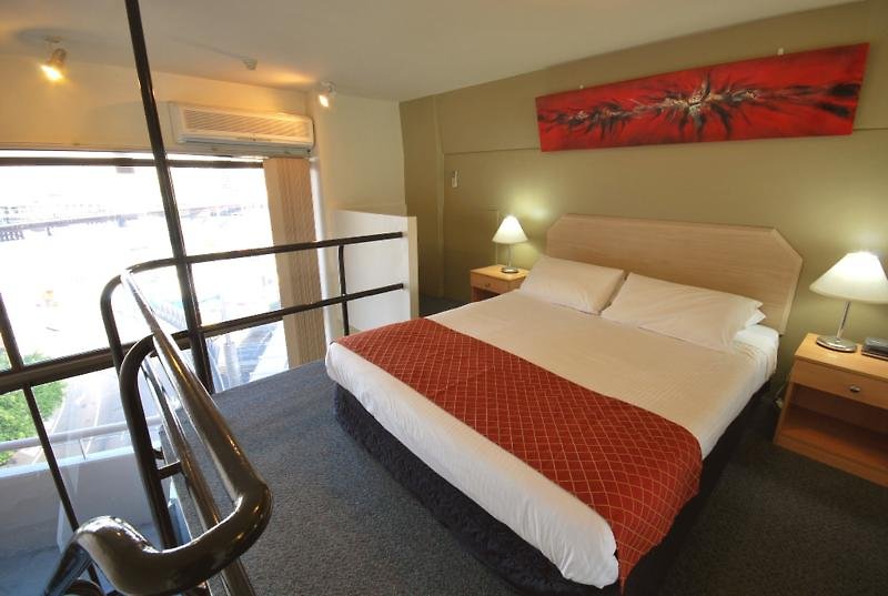 metro apartments on darling harbour sydney