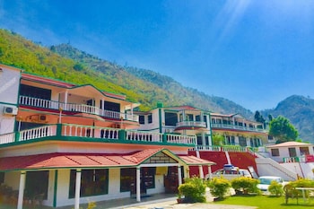 shangrila resorts by raatri
