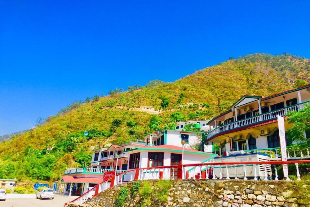shangrila resorts by raatri