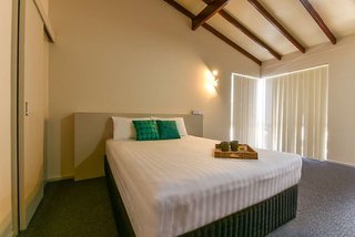 sanno marracoonda perth airport hotel