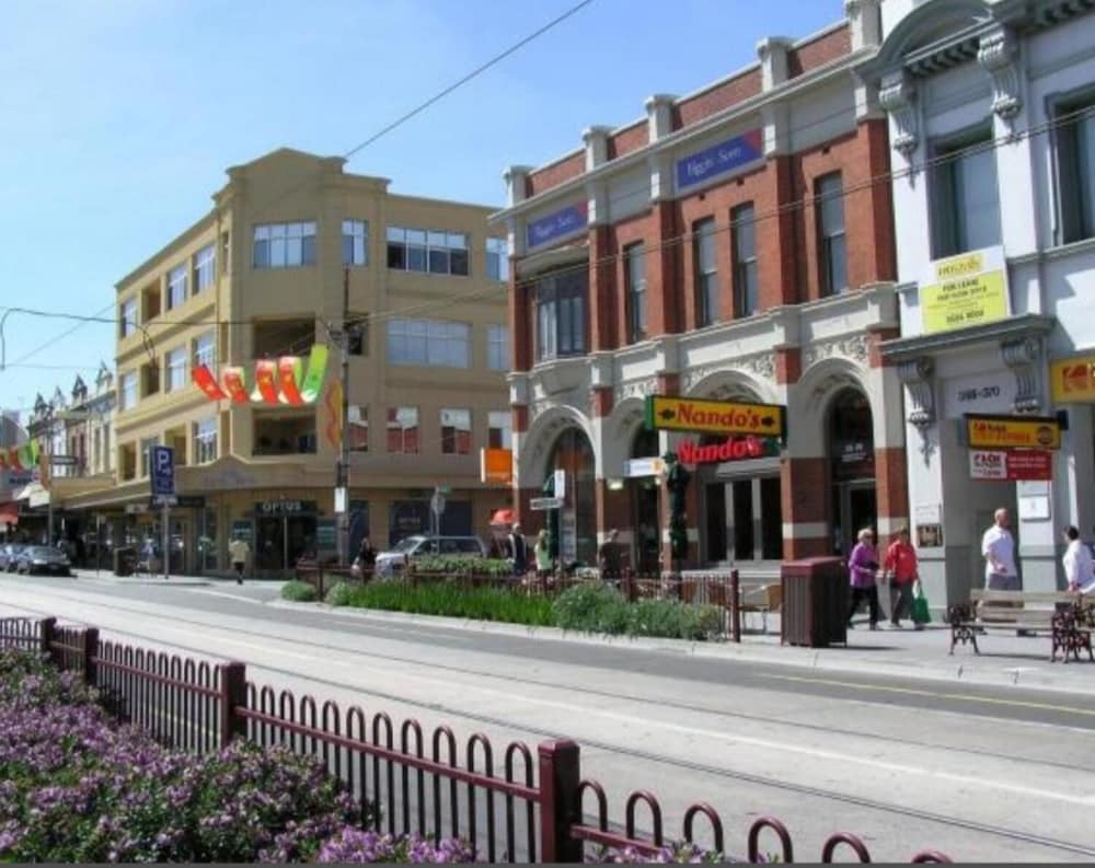 st kilda east