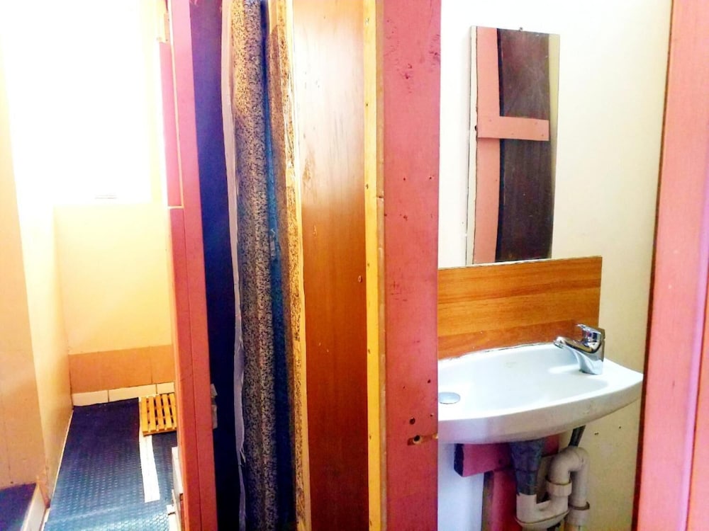 st kilda east backpackers hostel