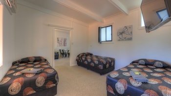 Twin Swans Motel,New South Wales>>Inverell,4 star