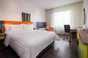 Hampton By Hilton Bucaramanga,Santander>>Bucaramanga,4 star