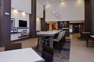 Hampton Inn & Suites Albany-East Greenbush,East Greenbush>>Albany,3 star