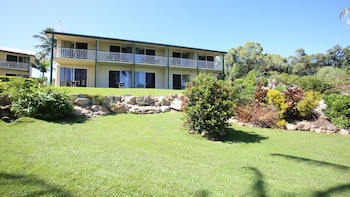 whitsunday sands resort
