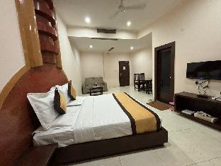 Hotel Akansha,,3 star