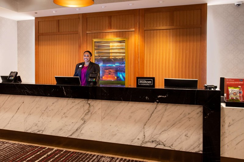 hampton inn chicago west loop fulton market area