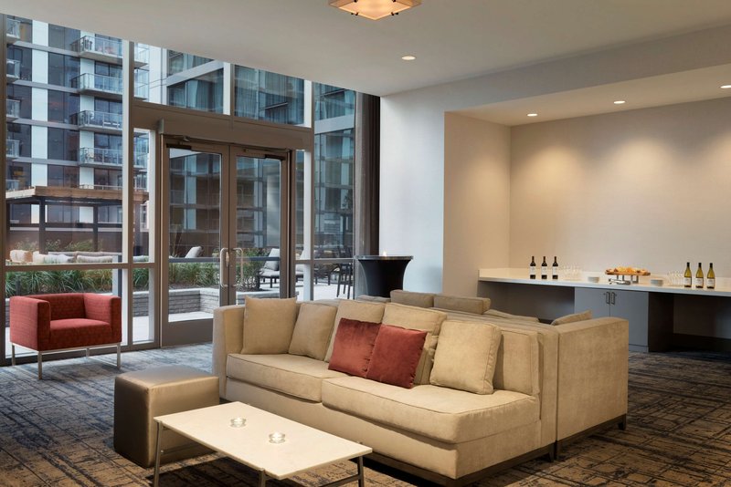 hampton inn chicago downtown west loop