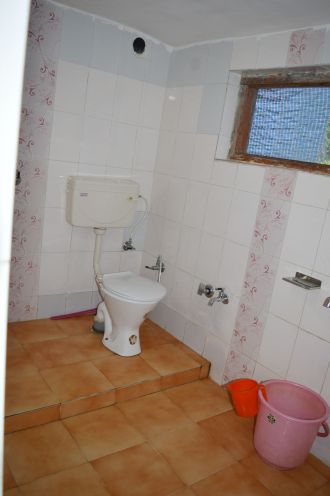 Shabnam Resort,Circuit Road,2 star
