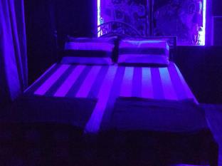 Royal Touch Beach Huts & Restaurant,Ourem Road, Palolem,2 star